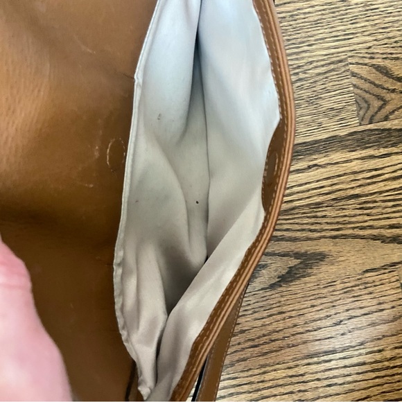 Coach Taylor Handbag F27481 Saddle Brown Leather Purse NOTE MAGNETIC CLOSURE - Picture 11 of 16